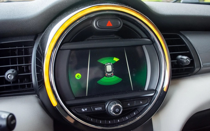 MINI Cooper cena 73900 przebieg: 76200, rok produkcji 2018 z Łódź małe 781